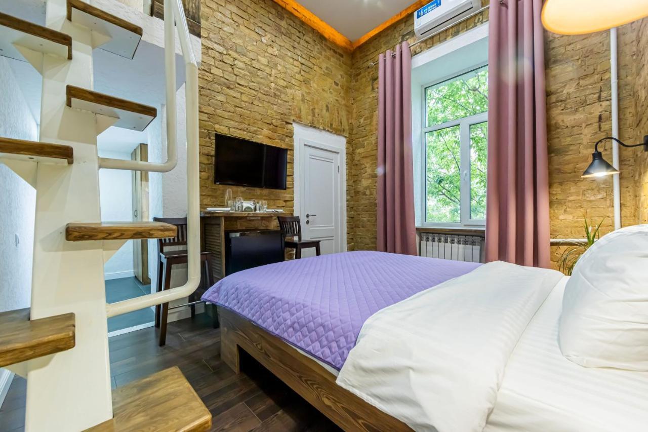 Kyiv Brown Loft Apartment Bagian luar foto