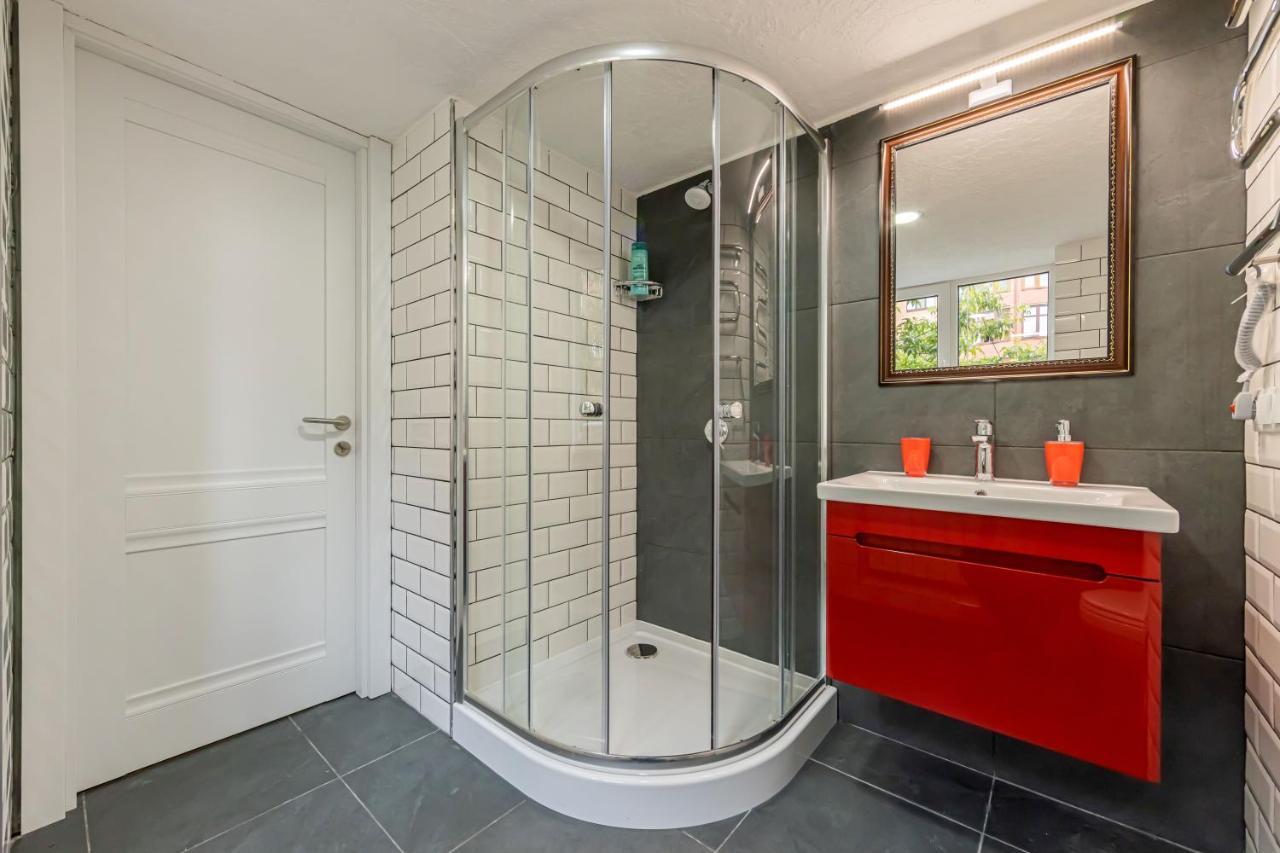 Kyiv Brown Loft Apartment Bagian luar foto