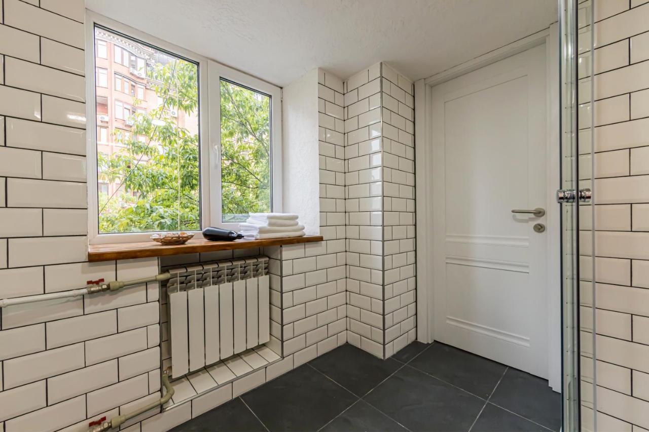 Kyiv Brown Loft Apartment Bagian luar foto