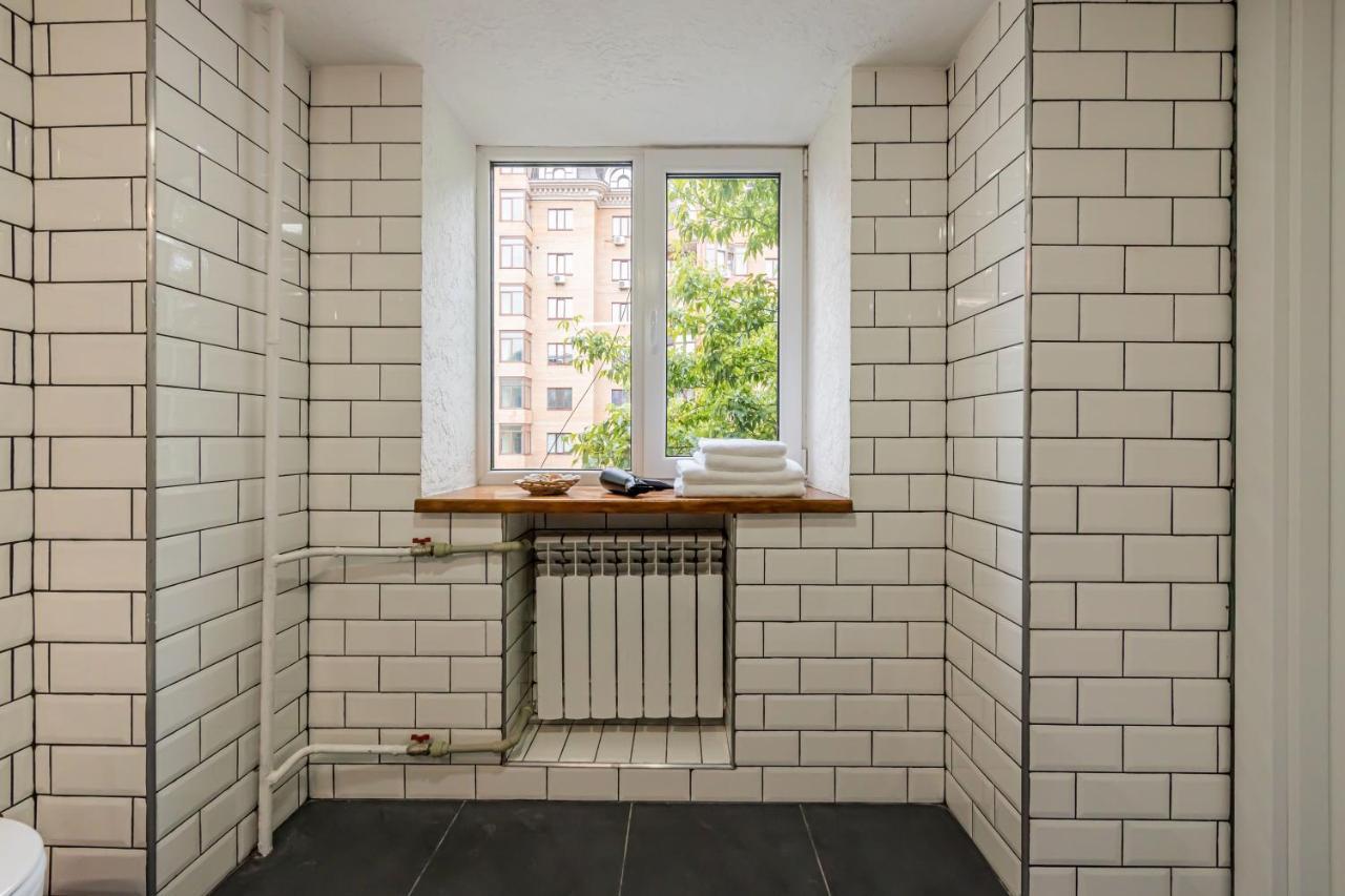 Kyiv Brown Loft Apartment Bagian luar foto